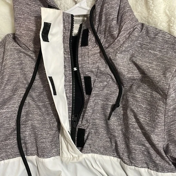 Pink Victoria’s Secret Grey/Black/White Pullover Jacket Sherpa - Quarter Zip 1/4 - Picture 4 of 8